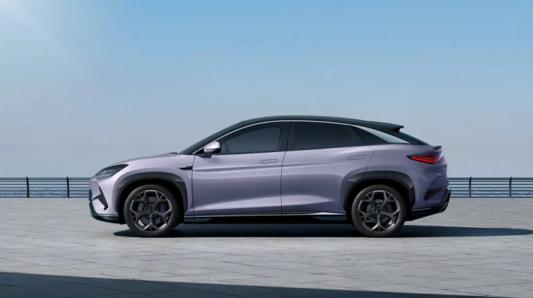 Hat EU tagállam kéri, hogy a Bizottság lazítson a belső égésű motorok kiszorítását célzó intézkedésein kép