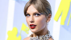 Áll a bál a TikTokon: eltűntek Taylor Swift, Drake és más előadók zenéi kép