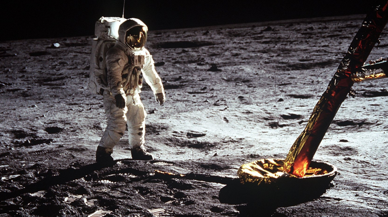 Kiderült, melyik gyártó kamerái fogják megörökíteni a holdra szállást kép