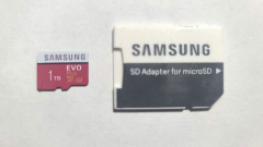 Vigyázat, ne dőlj be a Samsung 1 TB-os microSD kártyájának kép
