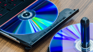 Lassan tönkreteheti magát a CD- és DVD-gyűjteményed kép