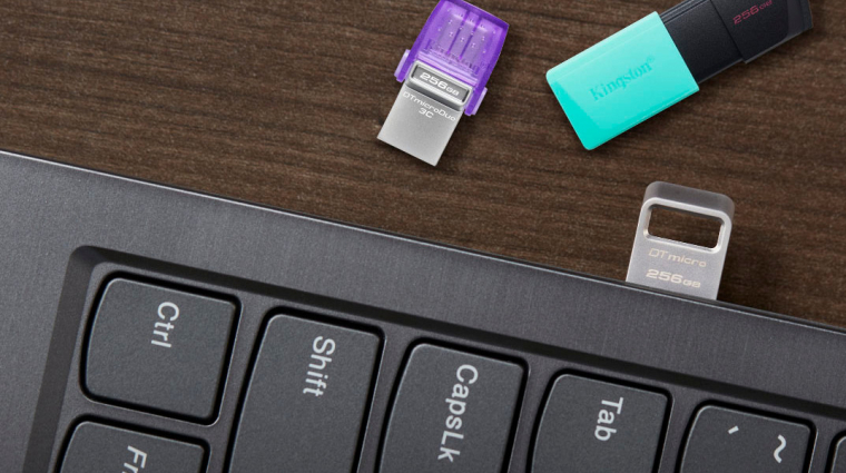 2027-től nem fog megynitni bizonyos SD-kártyákat és pendrive-okat a Windows 11 kép