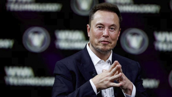 Elon Musk 15 milliárd dollárt veszített egy nap alatt, de még mindig ő a világ leggazdagabb embere kép