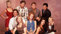 Támad a '90-es évek - az eredeti színészekkel tér vissza a Melrose Place kép