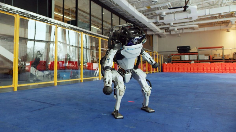 Nyugdíjba vonul Atlas, a Boston Dynamics szaltózó humanoid robotja kép