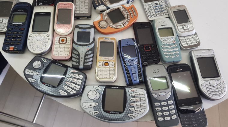 A 3310 után újabb legendás mobilt támaszt fel a Nokia kép
