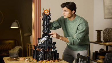 Gigantikus LEGO-torony tetejéről nézhet rád Sauron szeme kép