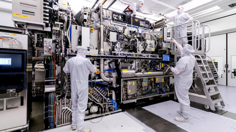 Egy gombnyomással használhatatlanná teheti a saját gépeit a világ legnagyobb chipgyártója kép