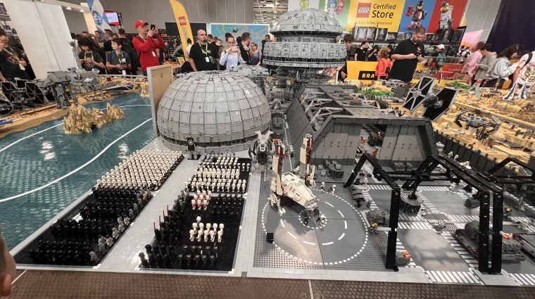 A világ legnagyobb LEGO diorámáját mutatták be Budapesten bevezetőkép