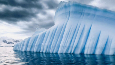 Soha nem látott gyorsasággal omlott össze egy antarktiszi gleccser kép