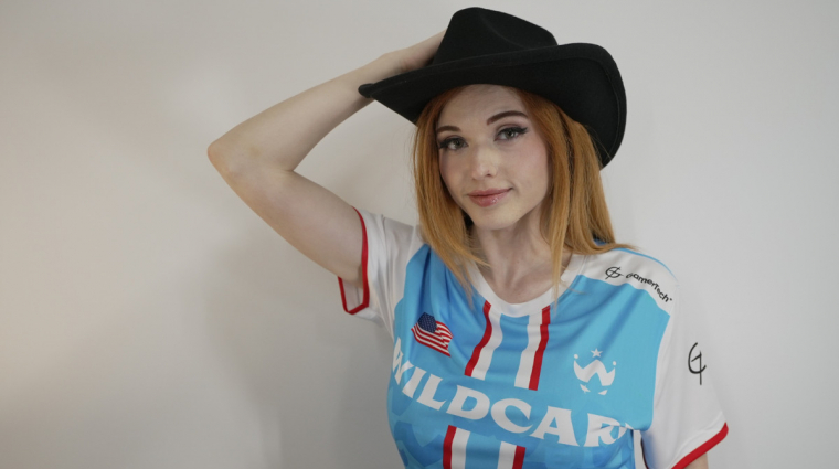 Amouranth is vett magának egy e-sport klubot, a nagyokra akar lőni vele bevezetőkép