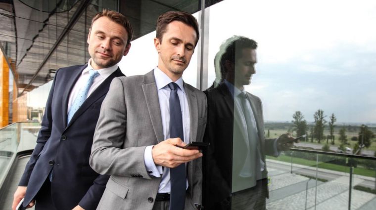 Megdöbbentően egyszerű módon lopnak telefonokat, majd azokkal pénzt a bűnözők kép