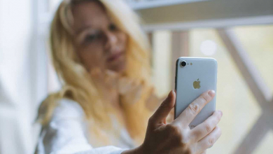 Egy csaló több mint kétmillió forintot lopott egy nőtől, aztán arra kérte, azonosítás miatt vetkőzzön le