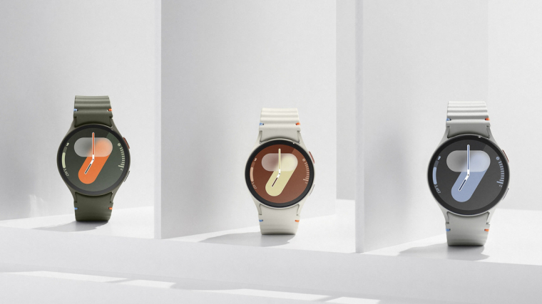 A Google WearOS és a OneUI kezelőfelület jó felhasználói élményt biztosítanak