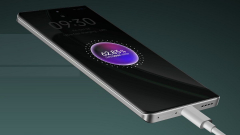 Őrületes töltési sebesség: 300 wattos megoldást vezethet be a Realme kép