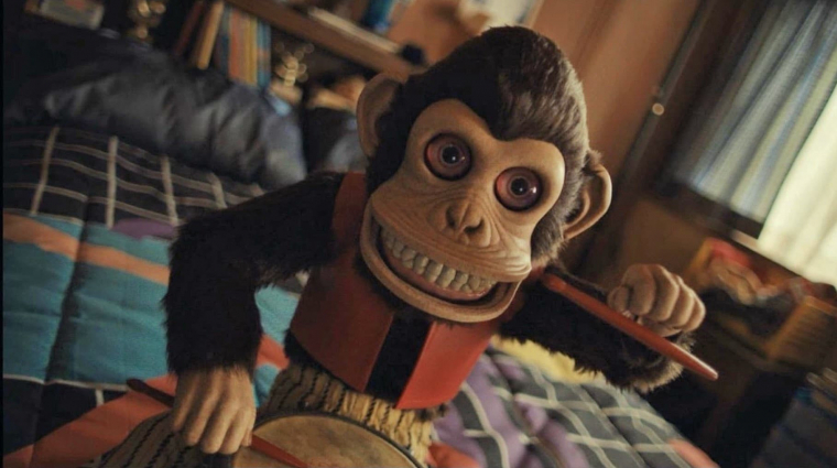 Újabb Stephen King-adaptáció közeleg: itt a Monkey teasere kép