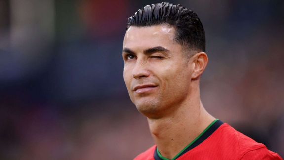 Vannak napok, amikor bármi megtörténhet: Cristiano Ronaldo egy legendás verekedős széria új részében lesz játszható karakter kép