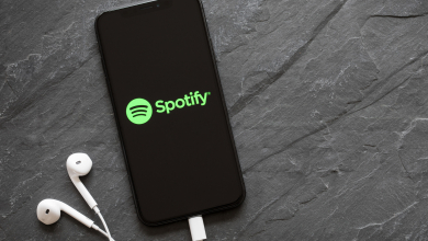 Részben használhatatlanok lesznek az iPhone-ok hangerőszabályzó gombjai a Spotify-jal