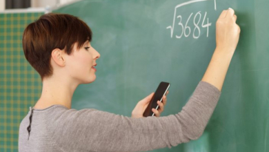 Nem csak a diákok, hanem a tanárok mobilhasználatát is korlátozzák az iskolában