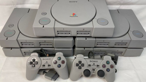 Igazi csemegével szolgálhat a LEGO a régimotoros PlayStation rajongóknak kép