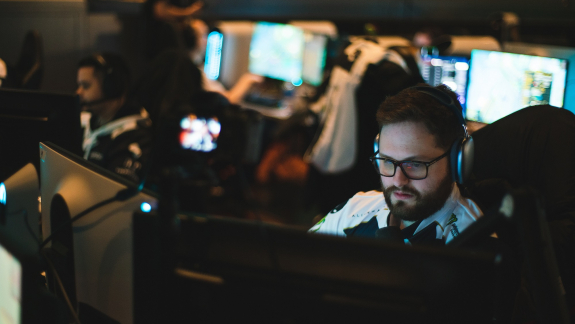 World of Warcraft: Race to World First - az e-sport maratonja kép