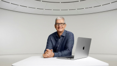 Tim Cook több mint 18 milliárd forint értékben adott el Apple-részvényeket kép