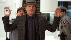 122 éves hasonmásával fotózkodott Woody Harrelson a Halászbástyánál kép