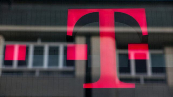 Mesterséges intelligenciával működő chatbotot vezet be a Telekom alkalmazás, jön a Magenta AI kép