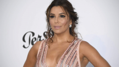 Eva Longoria mentette meg a John Wicket, és még mindig keres a filmen kép