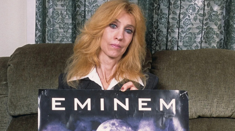 Elhunyt Eminem édesanyja, Debbie Nelson bevezetőkép