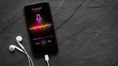 Mesteréseg intelligenciával gyárt napi podcastet felhasználóinak a Google kép