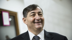 Napi büntetés: Oligarcha Szimulátort csinált a Magyar Kétfarkú Kutya Párt kép
