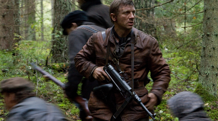 Daniel Craig meglengette a fehér zászlót, mégsem ő lesz a DC második világháborús hőse bevezetőkép