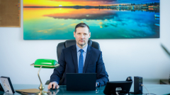 Újabb öt évre dr. Kovács László a Közbeszerzési Hatóság elnöke kép