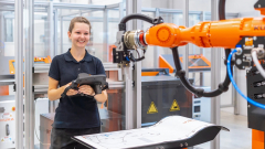 IFR - Intelligens robotok ChatGPT-pillanata kép