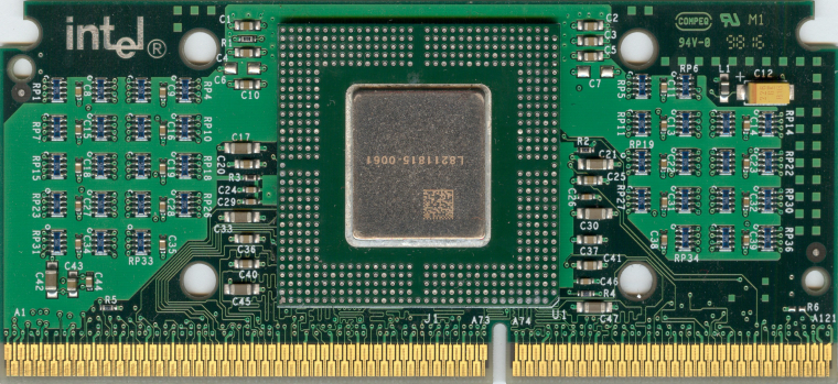 Intel Celeron 300A - némi cellux a lábakra és kész is volt a tuning