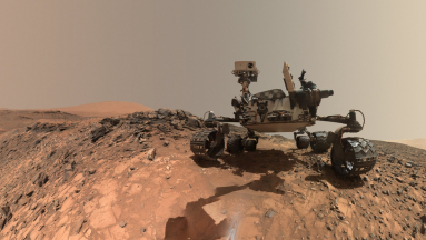 Csapdába esett a NASA Curiosity marsjárója, 5 napnyi küzdelem után tudott csak kiszabadulni kép