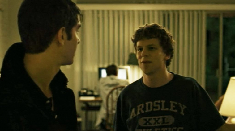 Mark Zuckerberg megvette Jesse Eisenberg egyik pólóját a Közösségi hálóból bevezetőkép