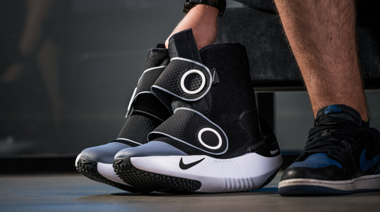 Több mint 300 ezer forintba kerül majd a Nike high-tech csizmája kép