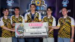 Kemény csaták zajlottak a K&H Egyetemi E-sport Kupa idei döntőjében kép