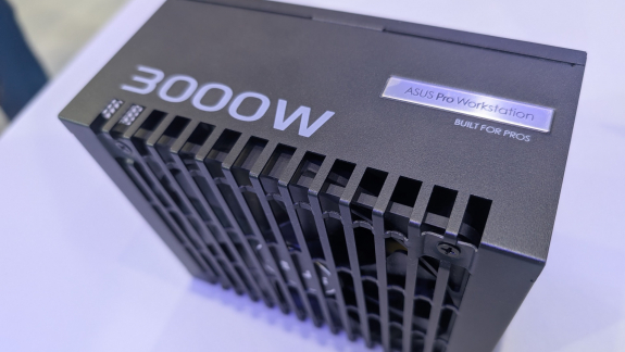 3000 wattos tápegységgel robbant az ASUS a Computexen – akár négy RTX 5090-et is meghajt kép