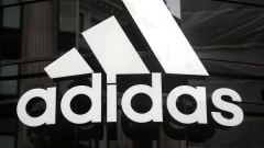 Adatlopás volt az Adidasnál, felhasználói információk kerültek a hackerekhez kép