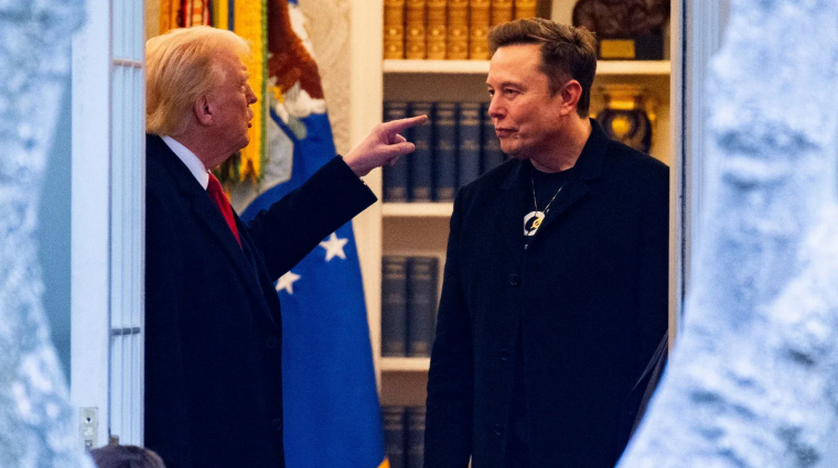 Trump és Musk cicaharca után történelmi zuhanásban a Tesla kép