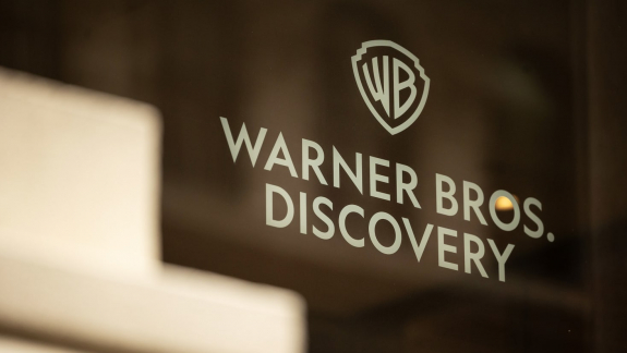 Kettéválik a Warner Bros. Discovery, külön cégbe kerül a streaming és a stúdiórészleg kép
