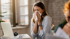 Az allergiások megmentőjét fejlesztették ki a Pécsi Tudományegyetemen kép