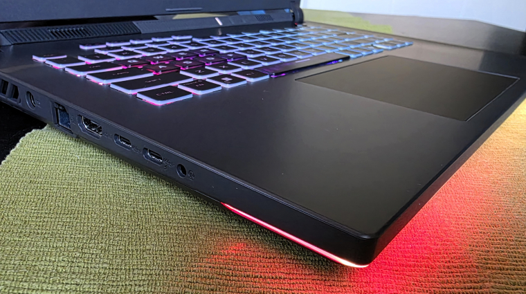 Az Asus frissítést adott ki ROG gamer laptopjaihoz a teljesítményproblémák javítására kép