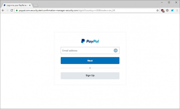 Ez itt bizony nem a hivatalos PayPal belépőfelület - elég a weboldal címsorát megnézni