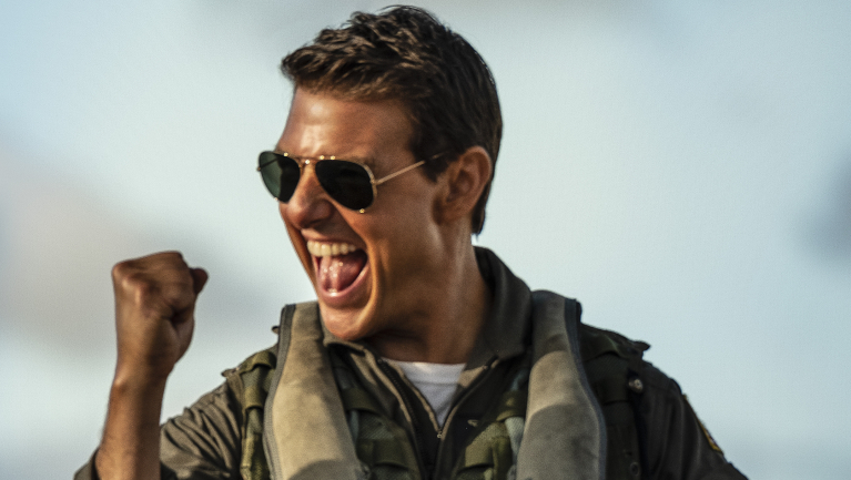 Tom Cruise meg van róla győződve, hogy a Paramount le fog szállítani évi 30 filmet, miután összeolvadt a Warnerrel fókuszban