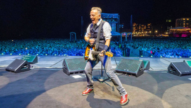 Lezuhanó fémalkatrész miatt kellett kórházba szállítani Bruce Springsteen koncertjéről több rajongót kép