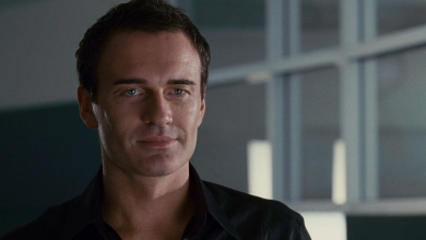 56 évesen elhunyt Julian McMahon, a Fantasztikus Négyes és a Kés/Alatt sztárja kép